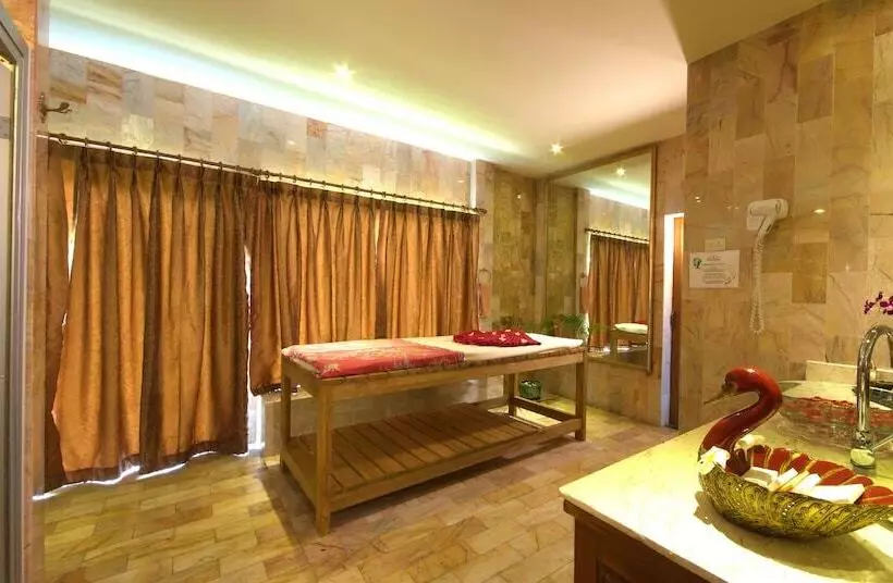 Отель The Siam Residence Boutique Resort