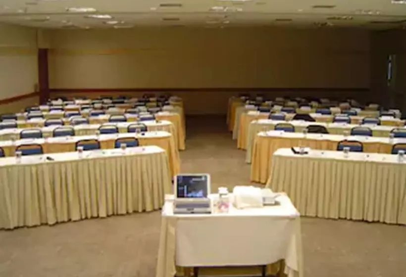 Travel Inn Hotels Ibirapuera