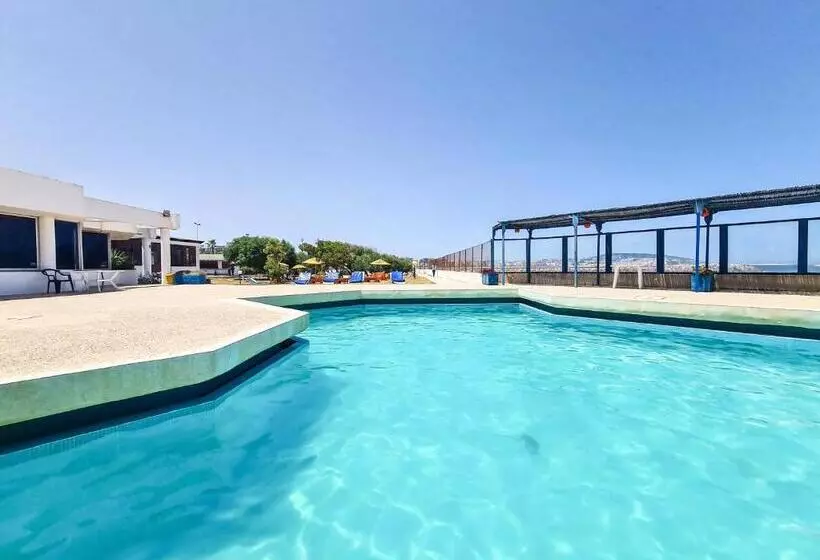 בית מלון כפרי Umh Tarik