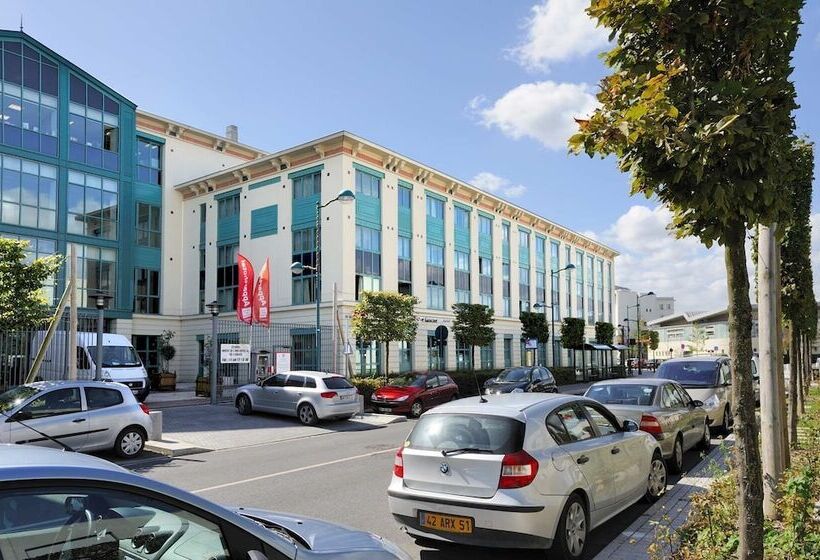 Séjours & Affaires Serris Rive Gauche