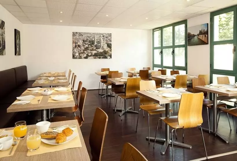 Séjours & Affaires Serris Rive Gauche