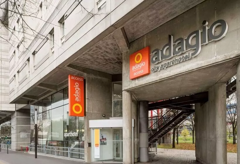 Aparthotel Adagio Access Paris La Villette