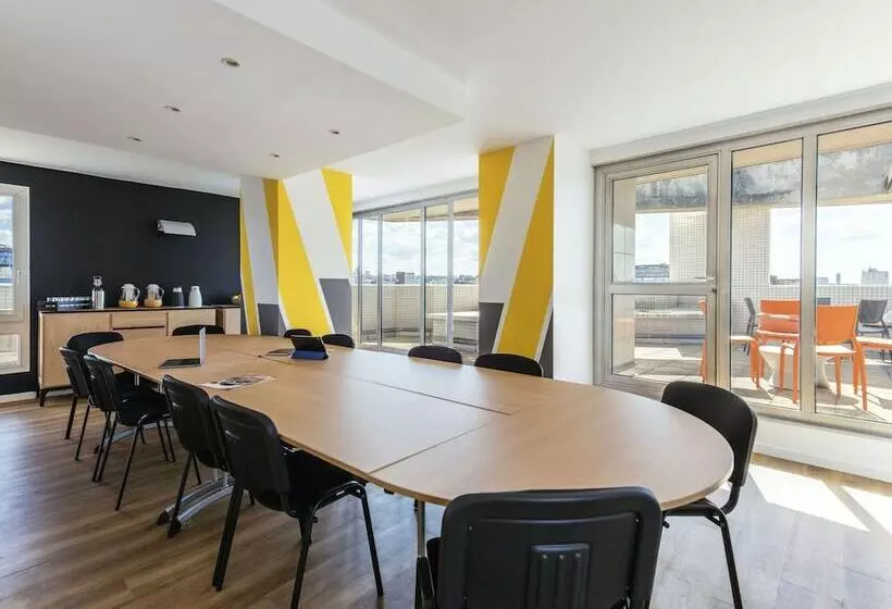 Aparthotel Adagio Access Paris La Villette