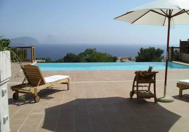 Villa Bernadet