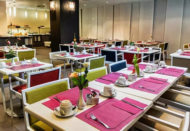 Отель Be Live City Center Talavera