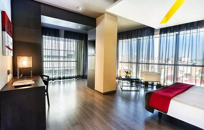 Отель Be Live City Center Talavera