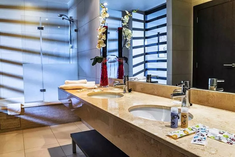 Отель Be Live City Center Talavera