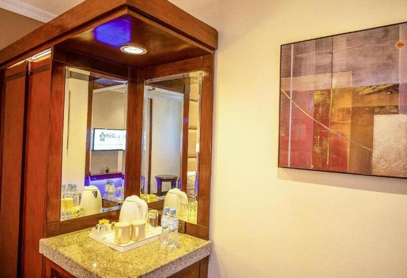 בית מלון כפרי Cebu Parklane International