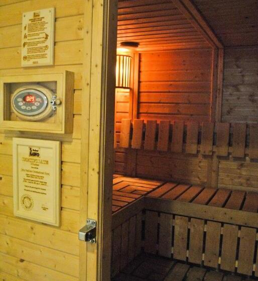 בית מלון כפרי Cebu Parklane International