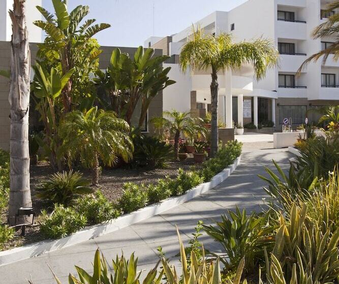 בית מלון כפרי Christofinia