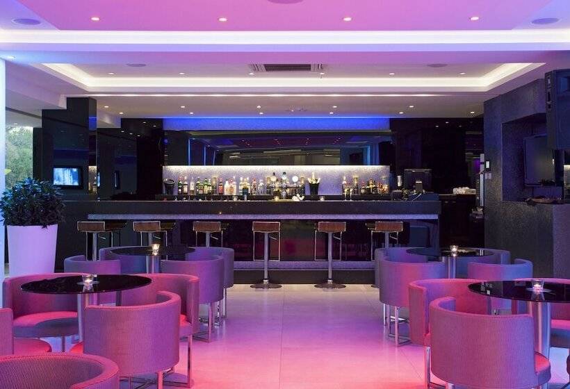 בית מלון כפרי Christofinia