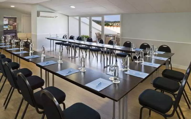 هتل Hacienda El Alcornocal