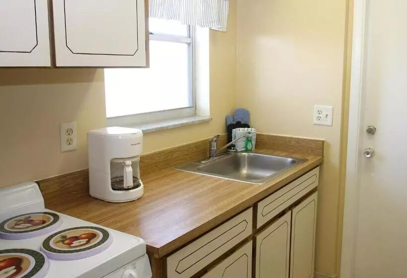 호텔 Makai Beach Lodge