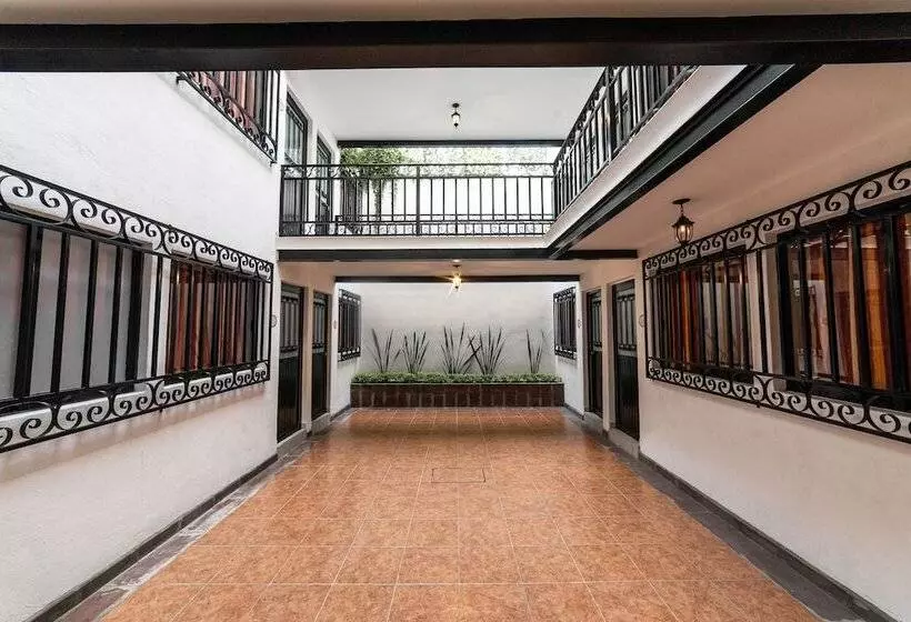 Отель Meson De Carolina