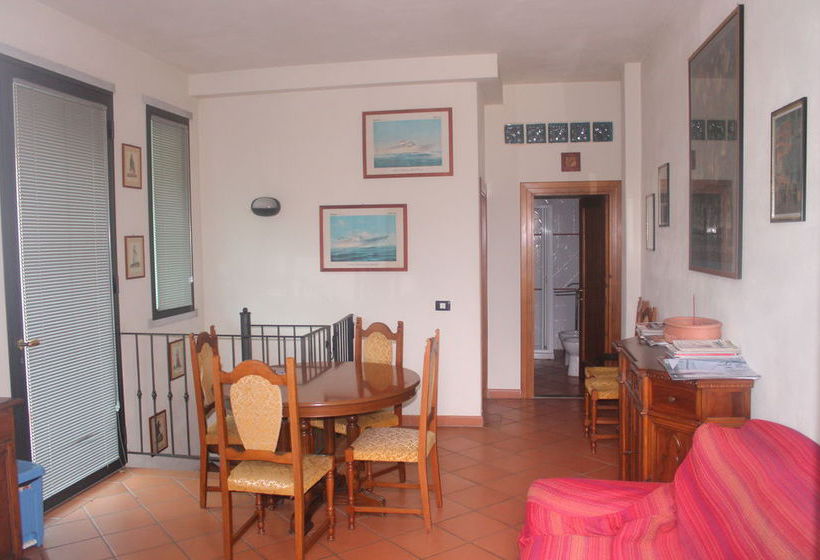 Отель Msnrelais Carresi