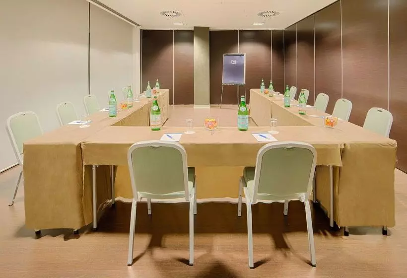 酒店 NH Orio Al Serio