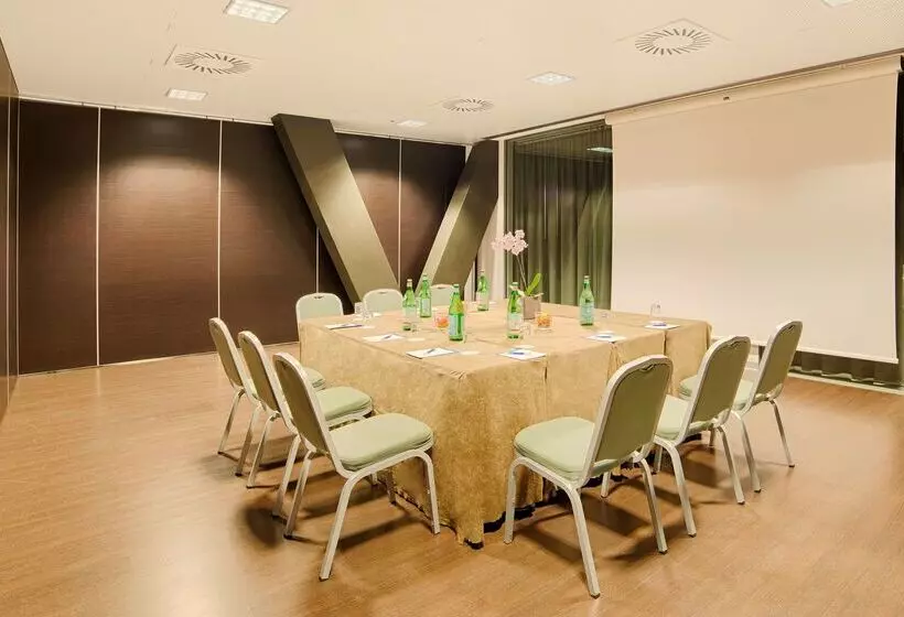 酒店 NH Orio Al Serio