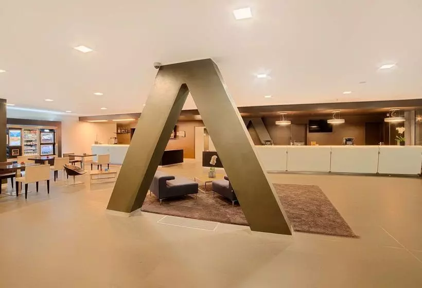 酒店 NH Orio Al Serio