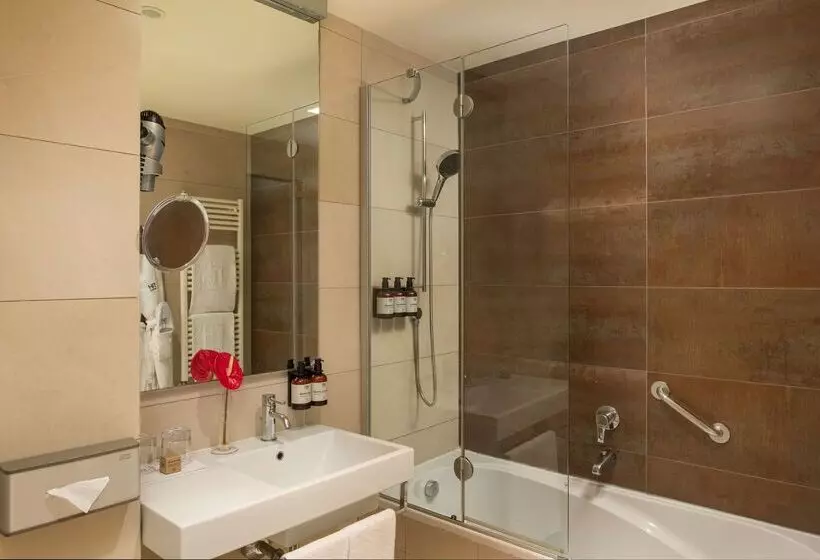 酒店 NH Orio Al Serio