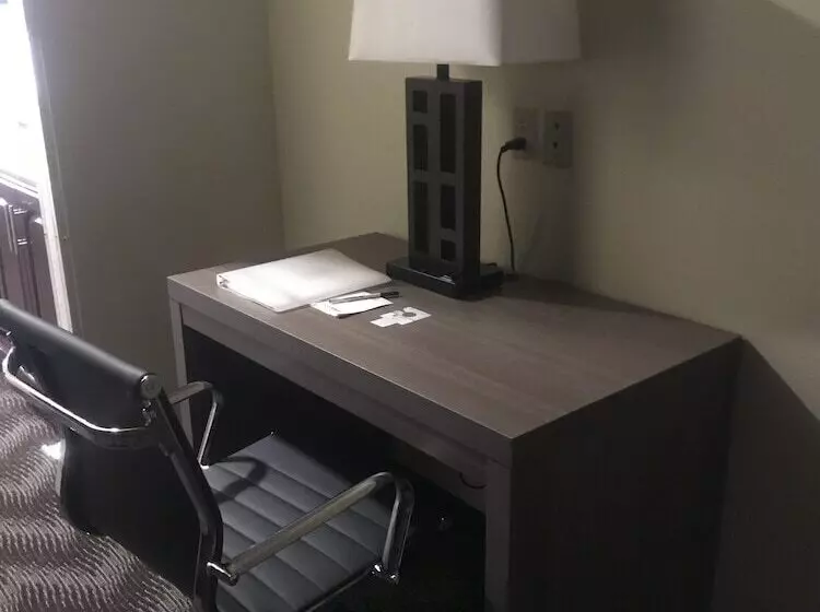 ホテル Quality Suites