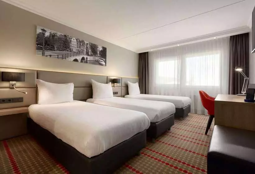 ホテル Ramada By Wyndham Amsterdam Airport Schiphol