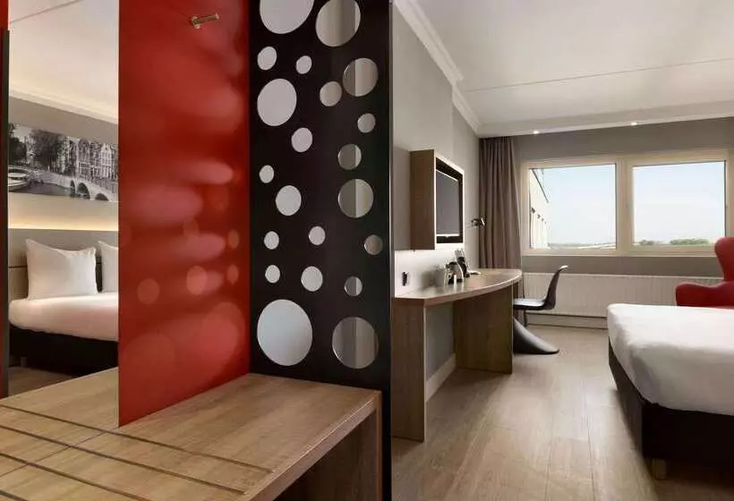 ホテル Ramada By Wyndham Amsterdam Airport Schiphol