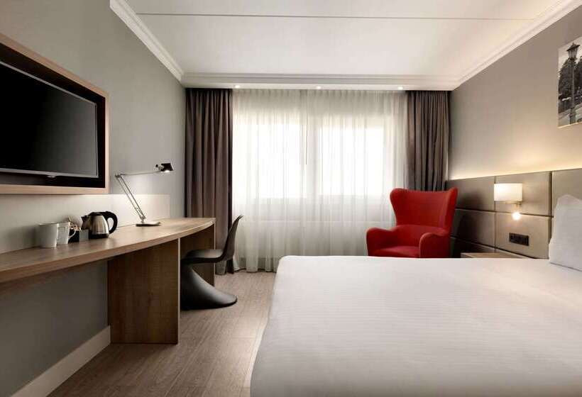 هتل Ramada By Wyndham Amsterdam Airport Schiphol