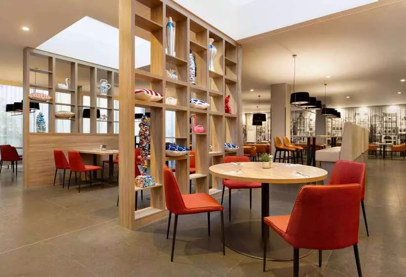 ホテル Ramada By Wyndham Amsterdam Airport Schiphol