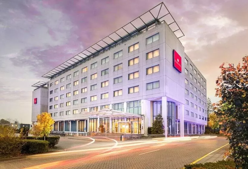 ホテル Ramada By Wyndham Amsterdam Airport Schiphol