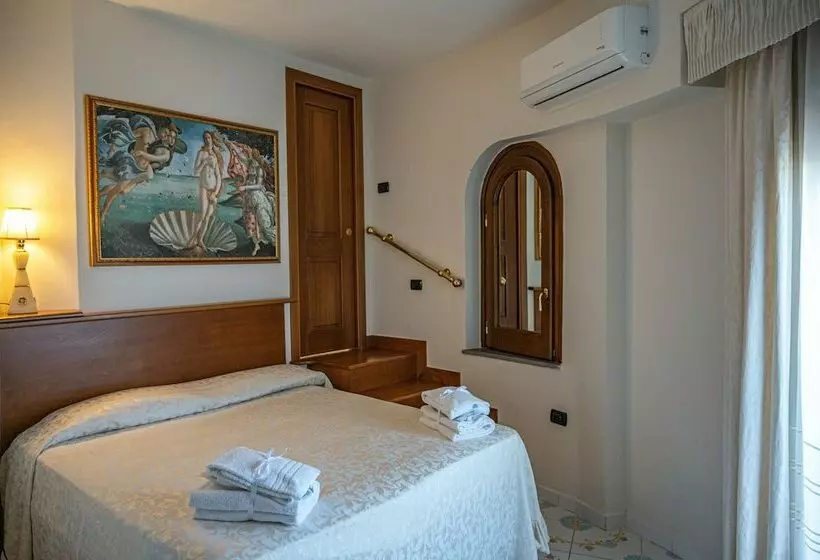 בית מלון כפרי Villa Le Zagare Relais & Spa