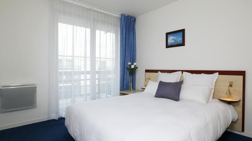 Appart'City Versailles Louveciennes