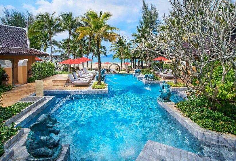 Отель Amari Vogue Krabi