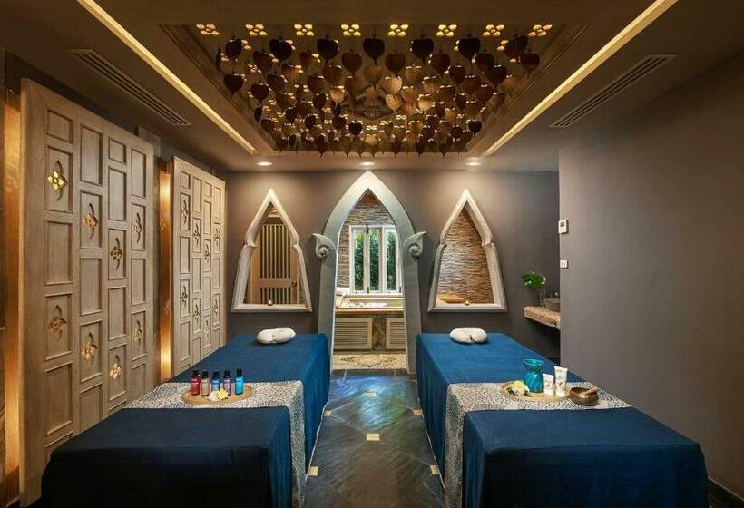 Отель Amari Vogue Krabi