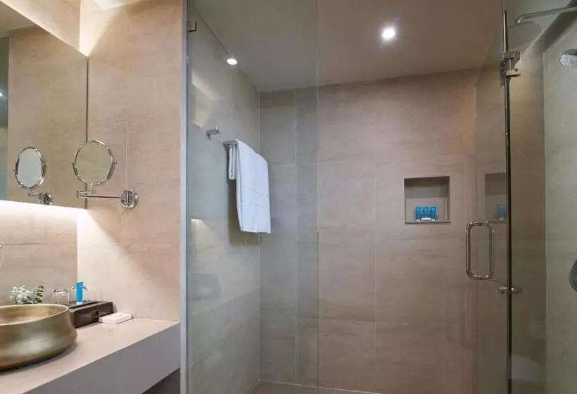 فندق Amari Vogue Krabi