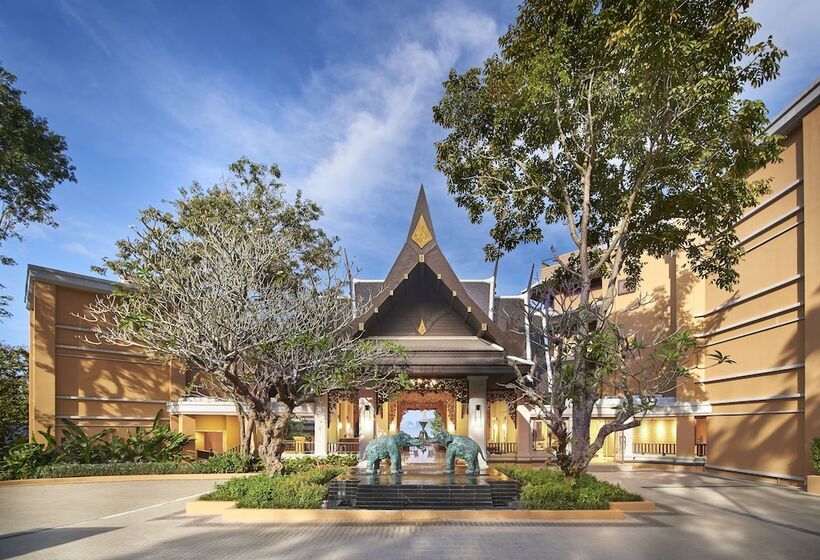 Отель Amari Vogue Krabi