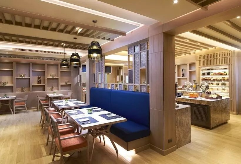 فندق Amari Vogue Krabi