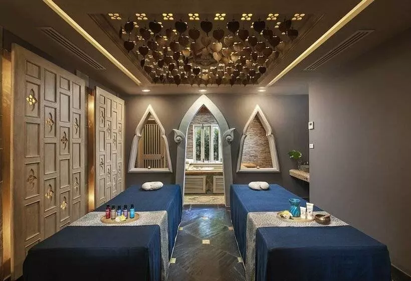 فندق Amari Vogue Krabi