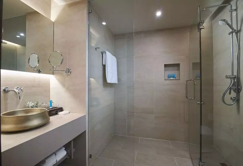 فندق Amari Vogue Krabi