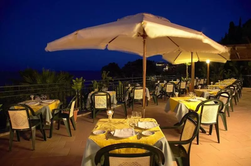 酒店 Baia Delle Sirene