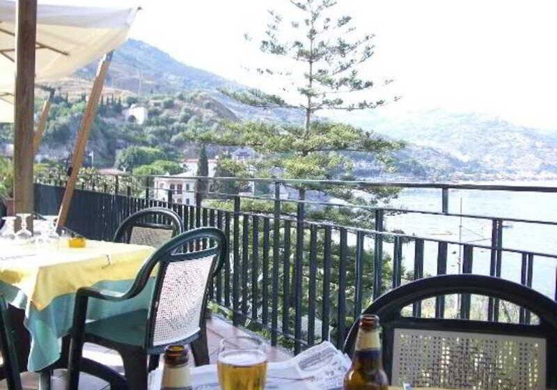 בית מלון כפרי Baia Delle Sirene