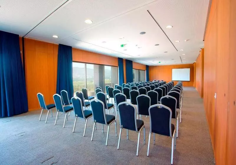 فندق Casino Chaves