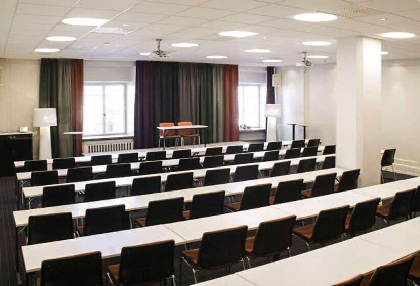 هتل Clarion Grand