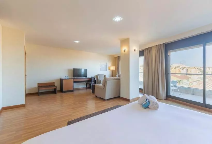 בית מלון כפרי Moon Dreams Calabahia