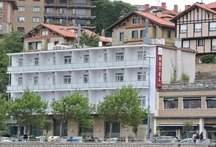 호텔 Petit Palace Tamarises