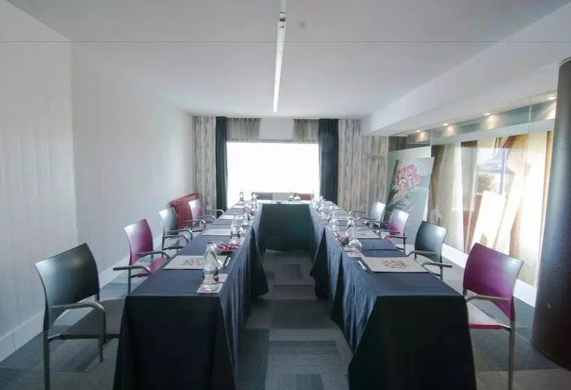 호텔 Petit Palace Tamarises