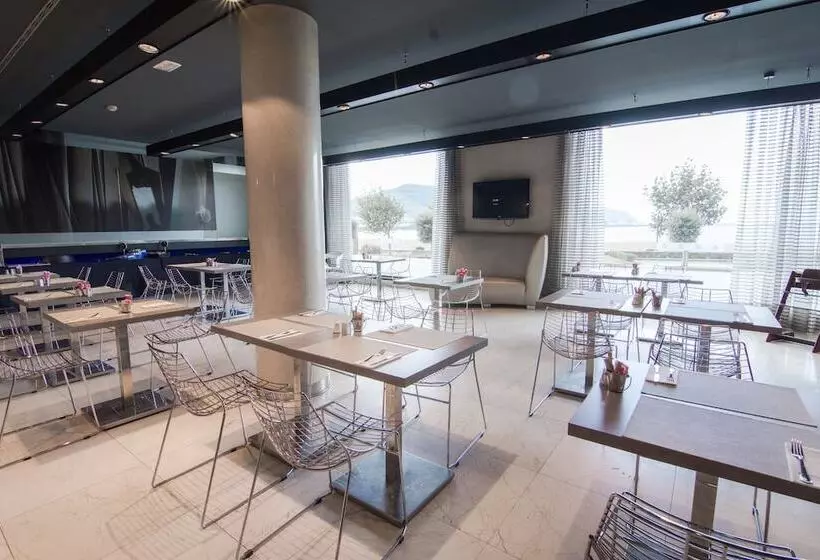 호텔 Petit Palace Tamarises