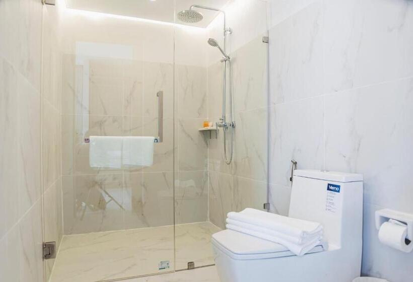 هتل Replay Pool Villa