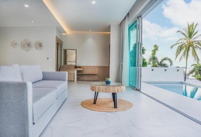 هتل Replay Pool Villa