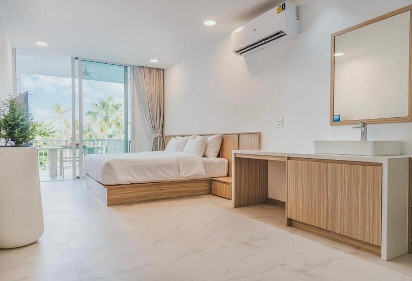 هتل Replay Pool Villa