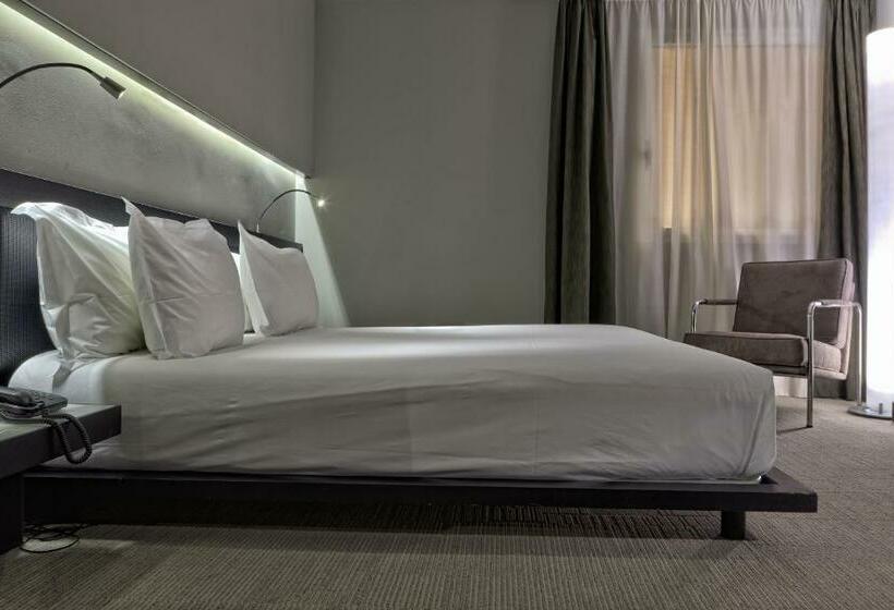 فندق Silken Gran Teatro